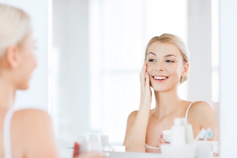 chăm sóc da mặt bằng vitamin sillic phù hợp với ai