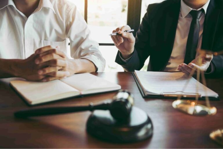 Tại Sao Doanh Nghiệp Cần Tư Vấn Pháp Lý?