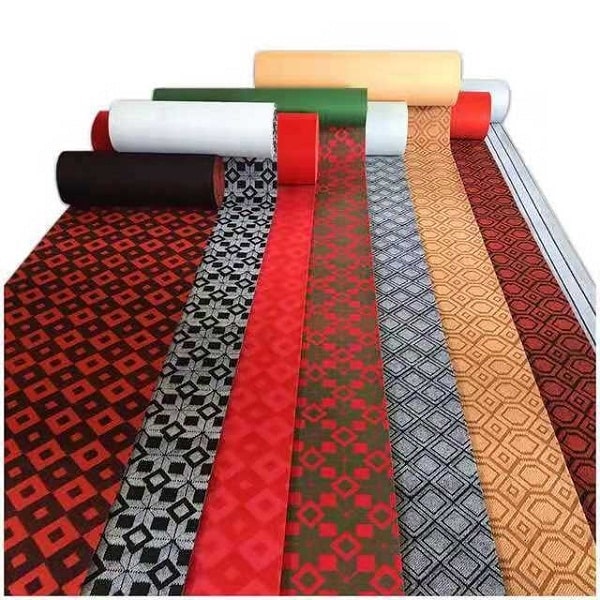 Thảm lót sàn nhà giá rẻ là gì?